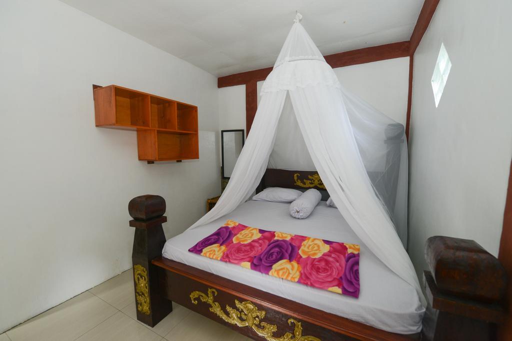 Batu Kapal Guest House & Jungle Trekking Bukit Lawang Ngoại thất bức ảnh